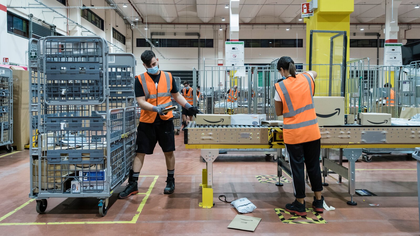 Amazon total employees