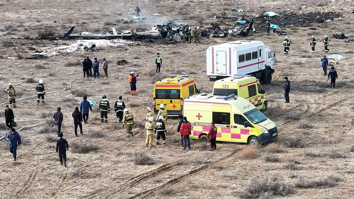 azerbaijan airlines plane crash